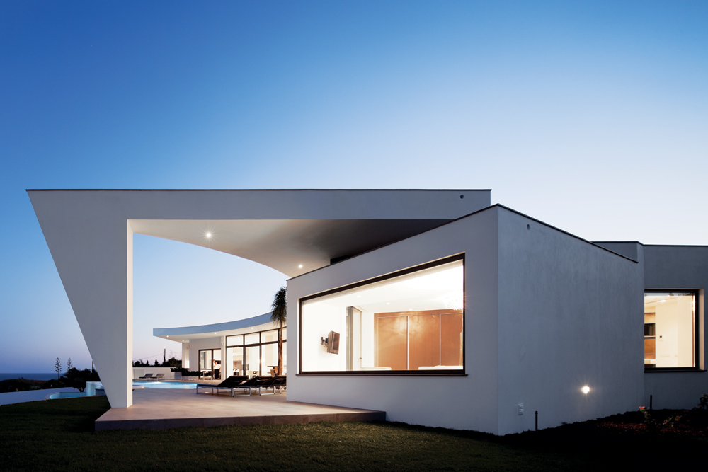 Casa Colunata, Mario Martins Atelier, Architecture, Portugal, Algarve Coast