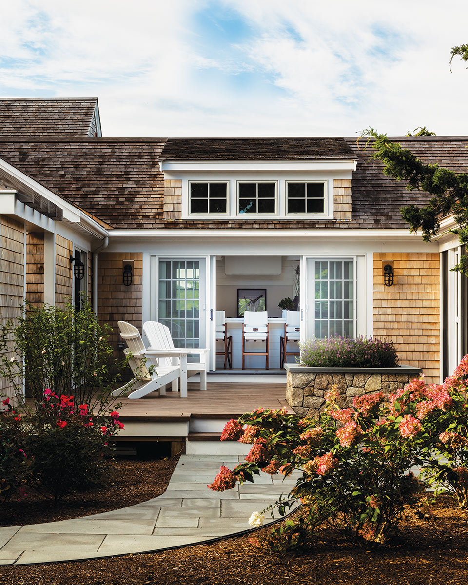 cape-cod-saltbox-renovated-into-a-tranquil-summer-oasis-ocean-home-magazine