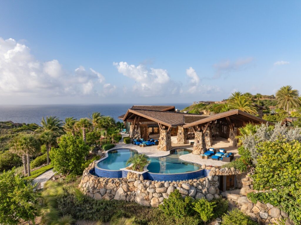 Home of the Week: Caribbean Complex Soars Above With Private Villas and Outdoor Living Space